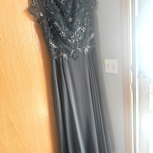 Gunmetal gray long formal. No alterations done. No smoking environment. - Picture 2 of 5